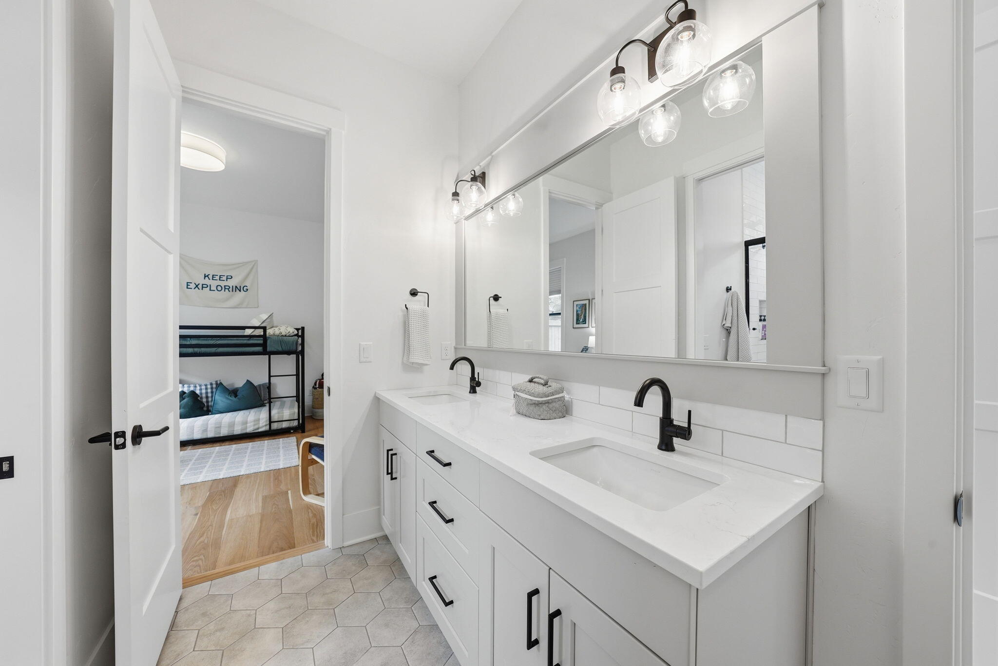 60882 SW Headwaters Loop