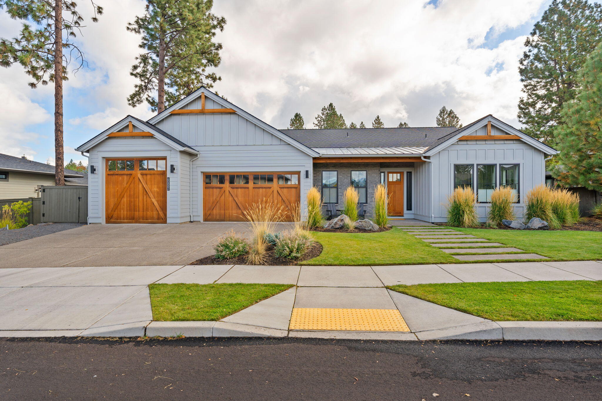 60882 SW Headwaters Loop