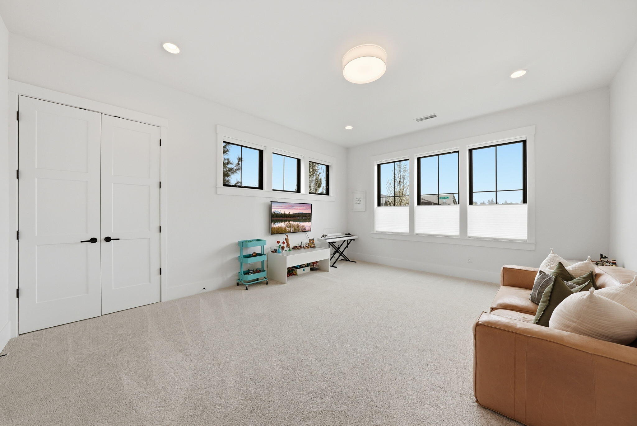 60882 SW Headwaters Loop