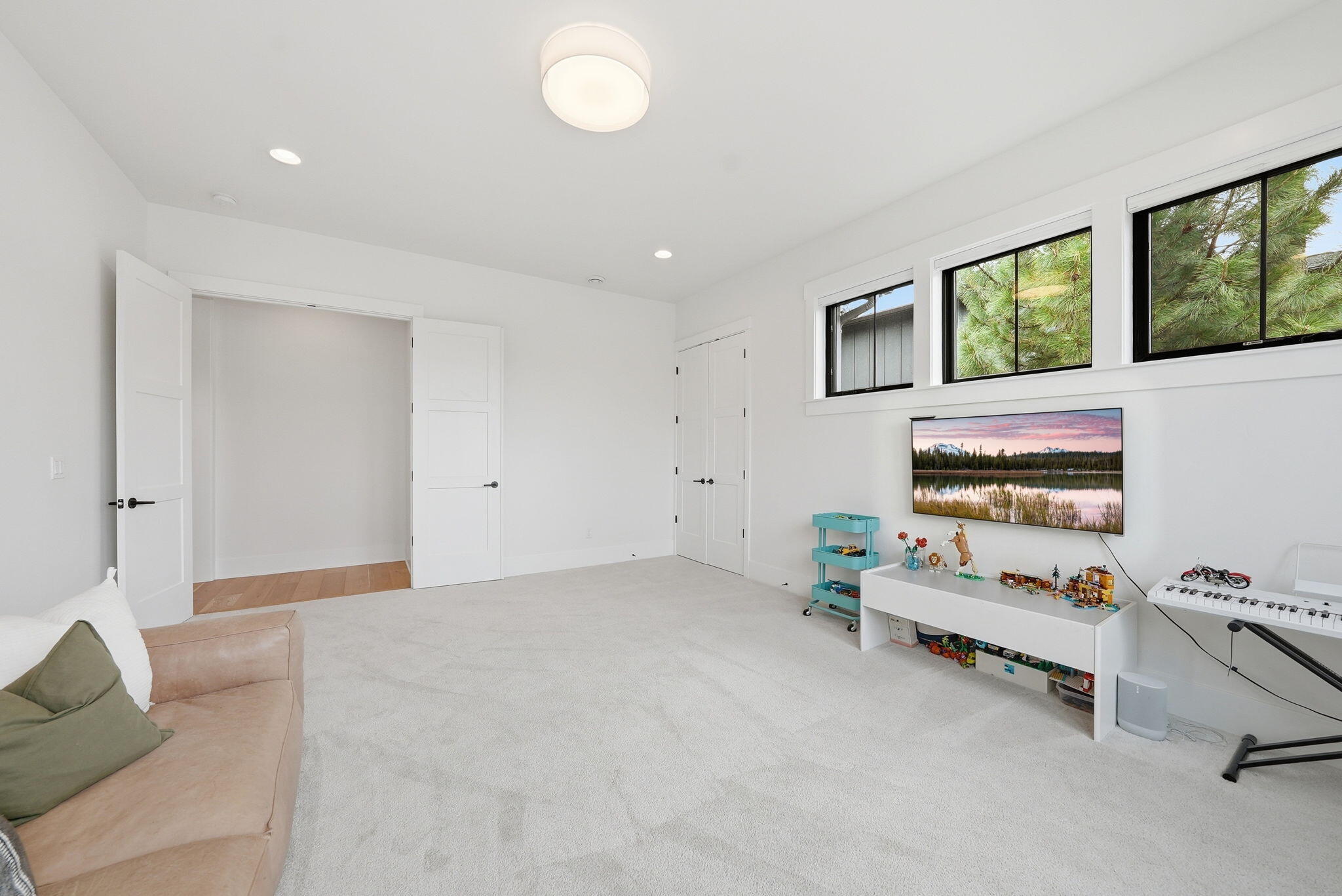 60882 SW Headwaters Loop