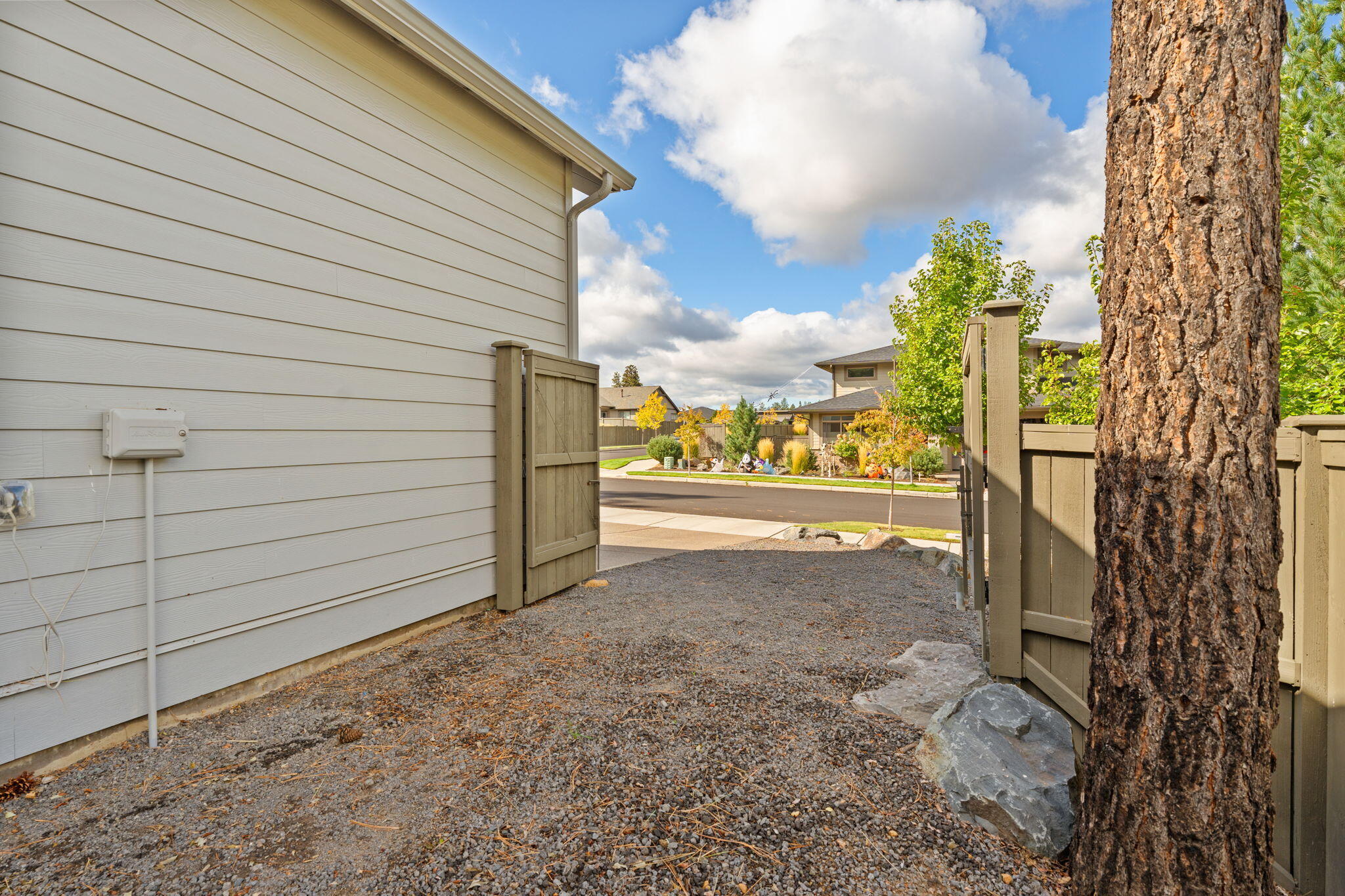 60882 SW Headwaters Loop