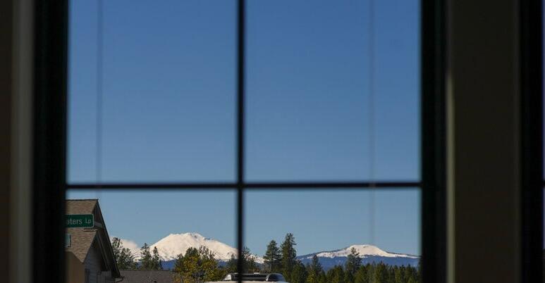 60882 SW Headwaters Loop