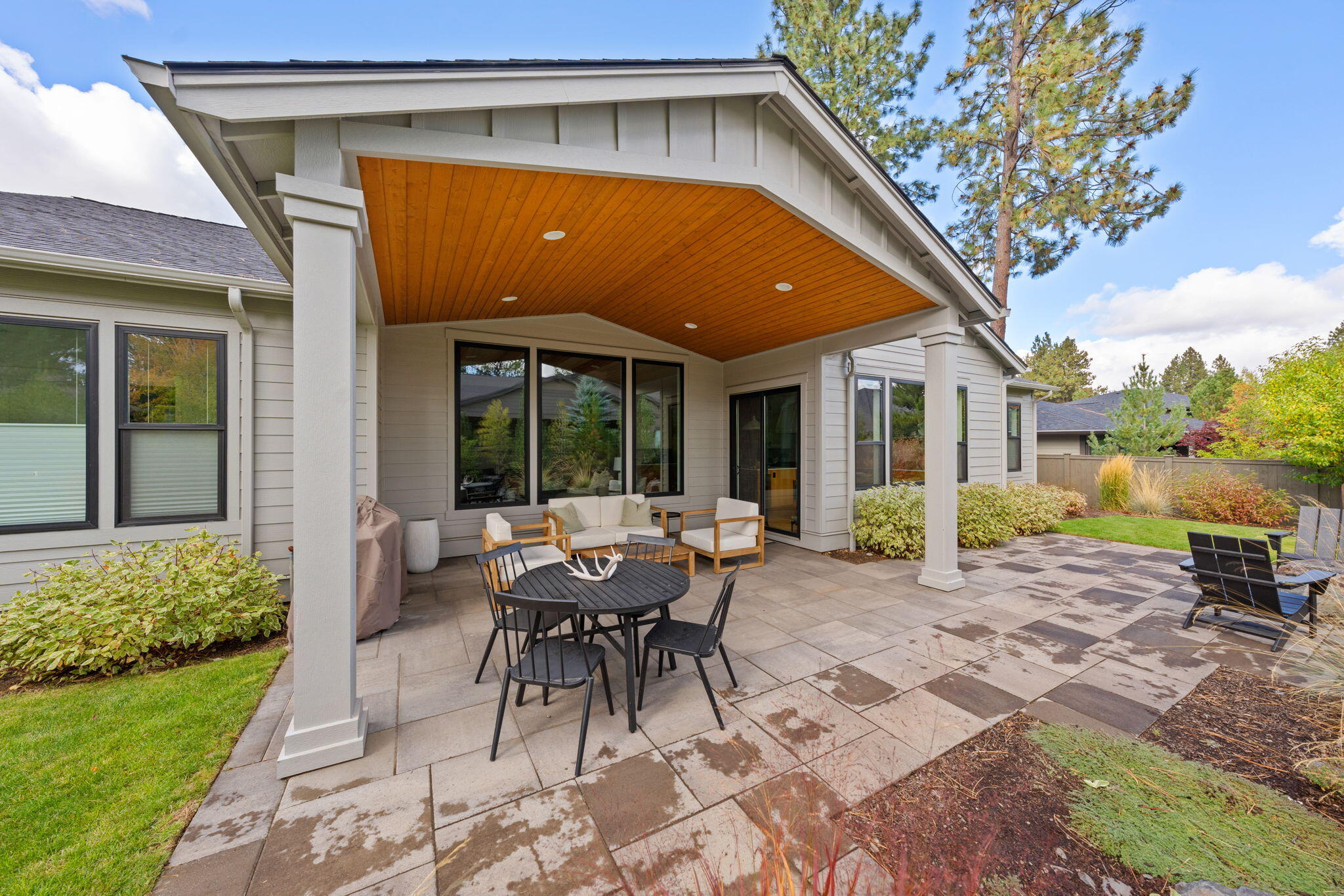 60882 SW Headwaters Loop