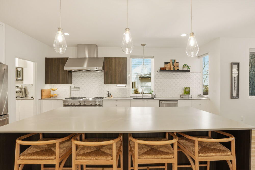 2048 NW Shiraz Court