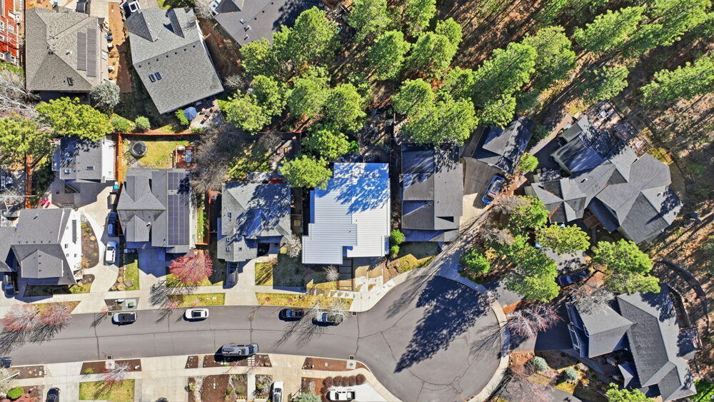 2048 NW Shiraz Court