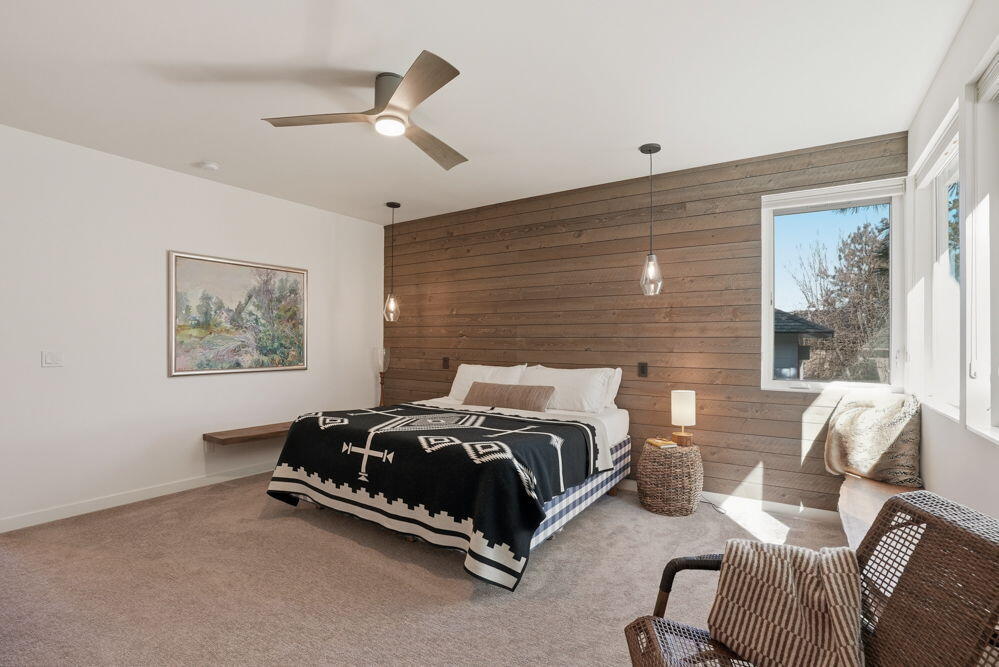 2048 NW Shiraz Court