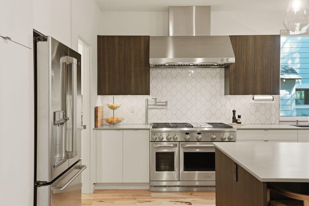 2048 NW Shiraz Court