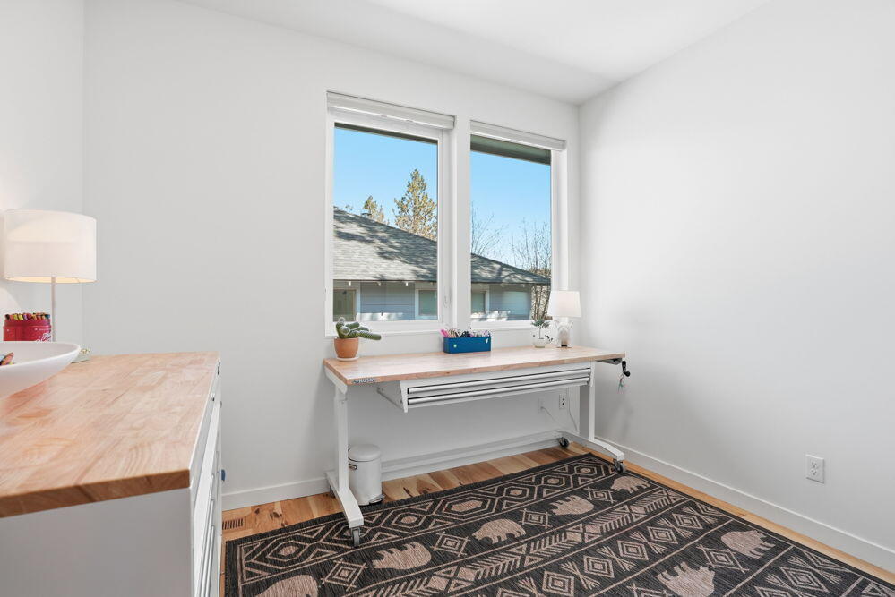 2048 NW Shiraz Court