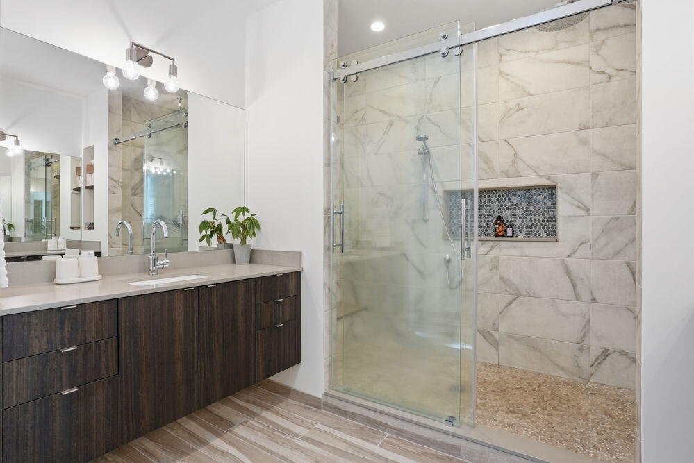 2048 NW Shiraz Court