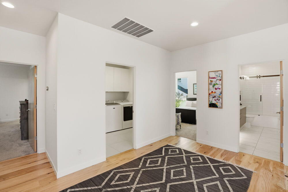 2048 NW Shiraz Court