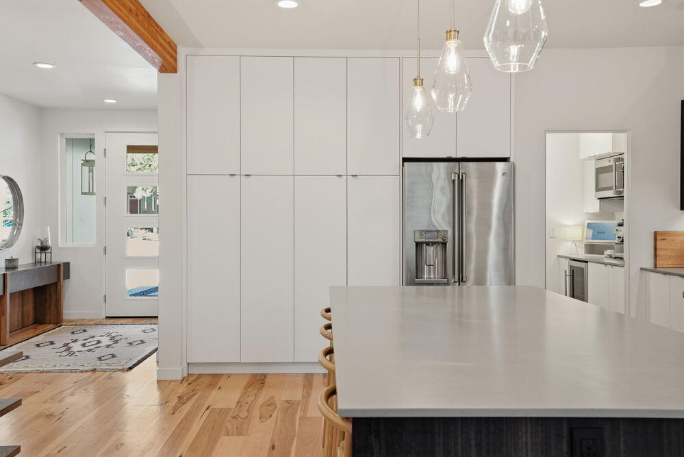 2048 NW Shiraz Court