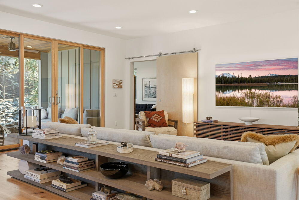 2048 NW Shiraz Court