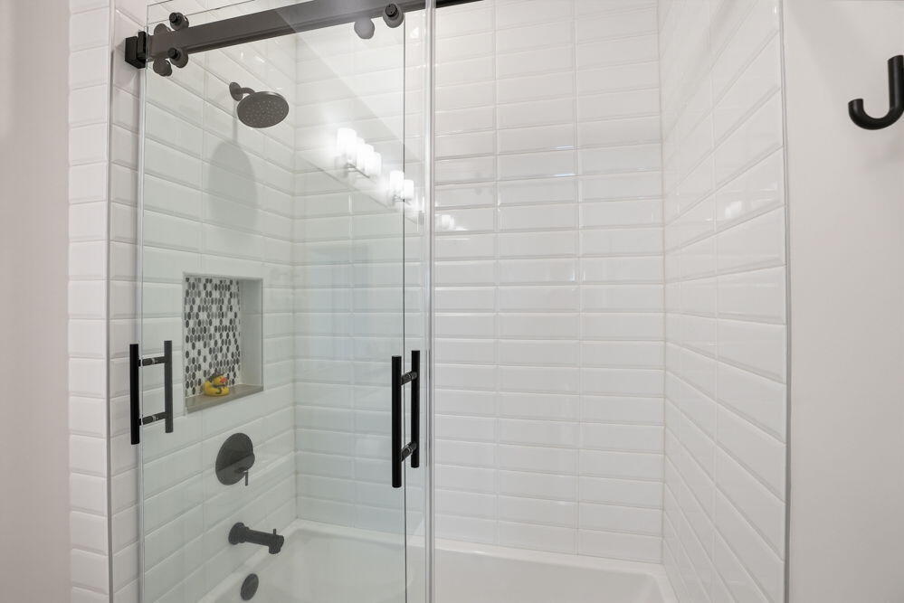 2048 NW Shiraz Court