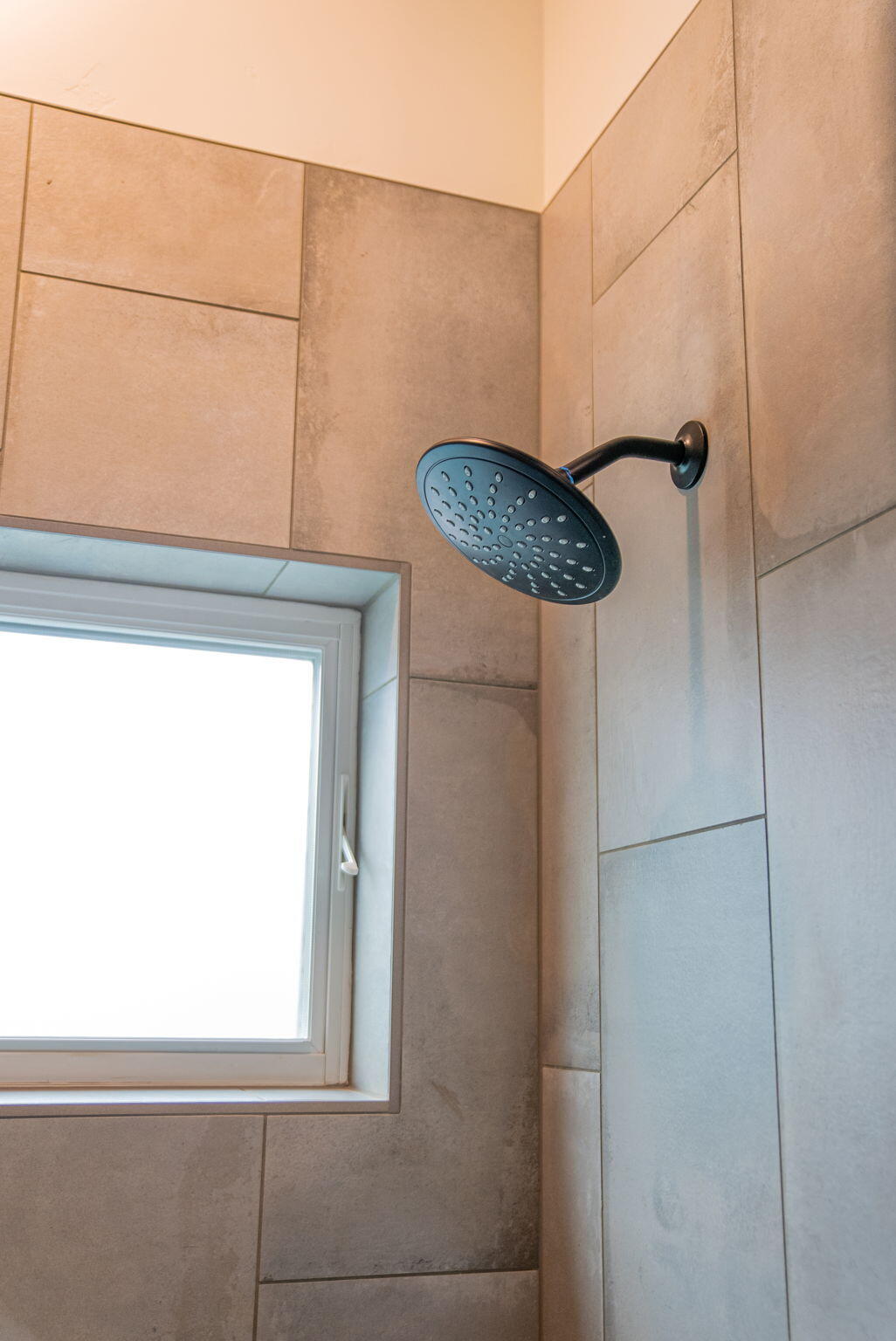 12 SW Roosevelt Avenue