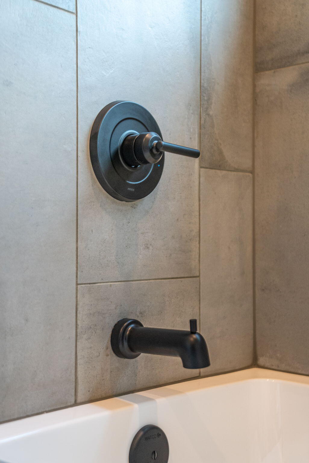 12 SW Roosevelt Avenue