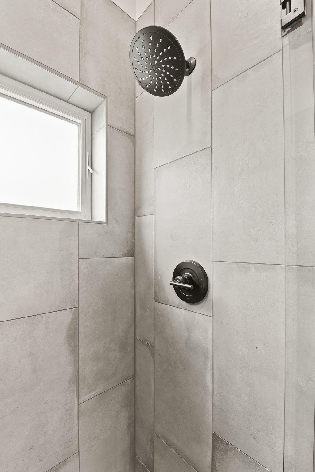 12 SW Roosevelt Avenue