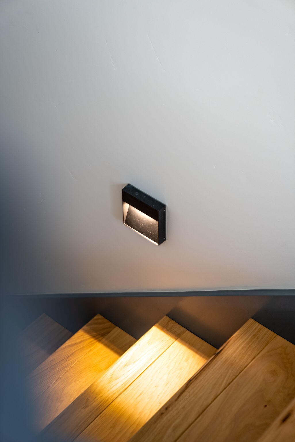 12 SW Roosevelt Avenue