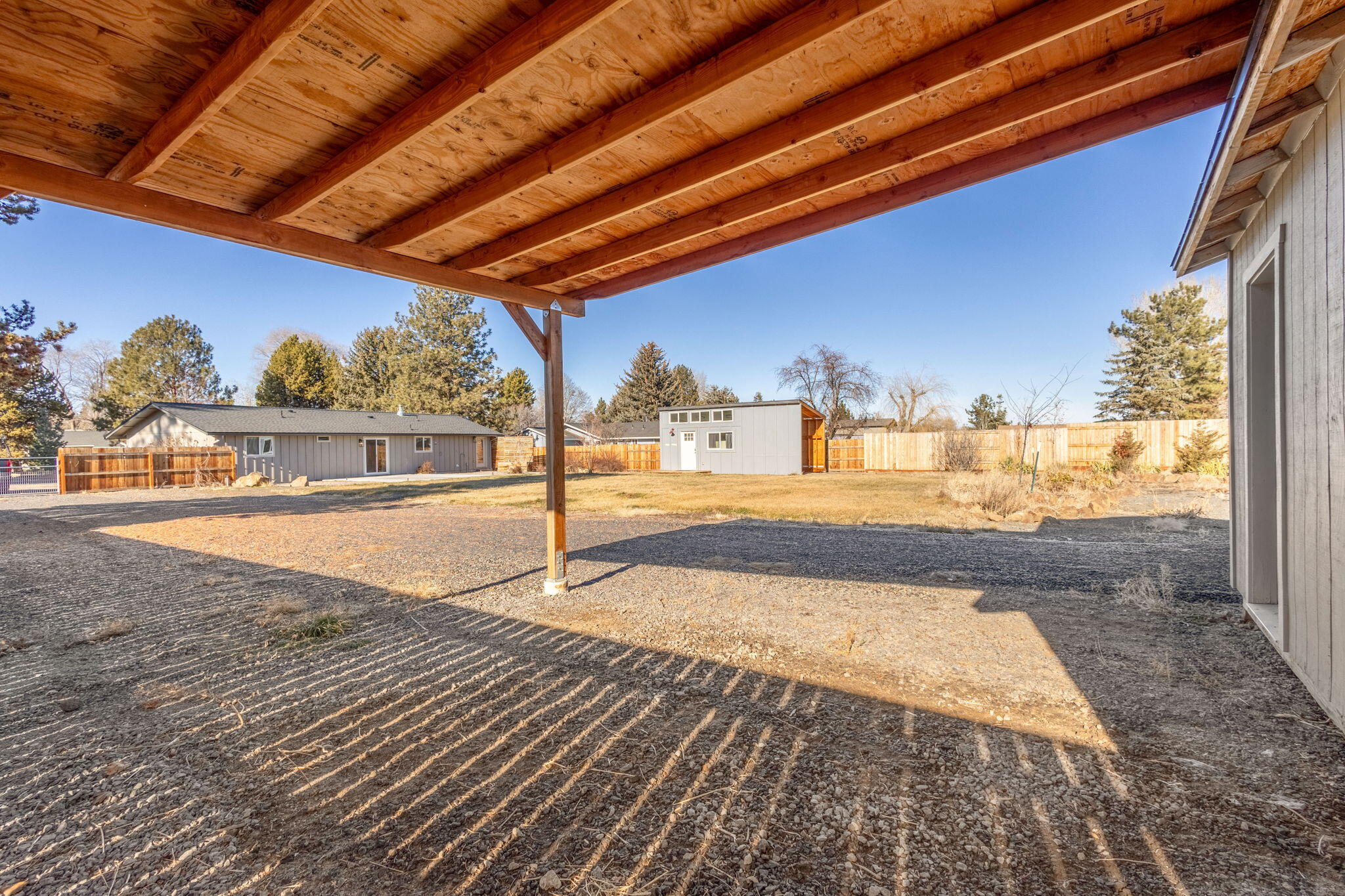 62960 Clyde Lane