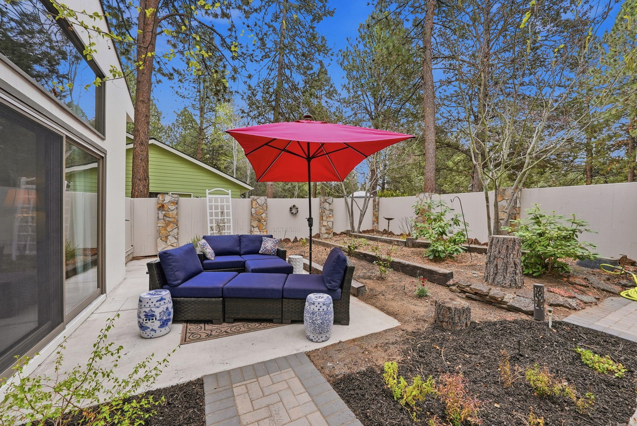 20344 Donkey Sled Road