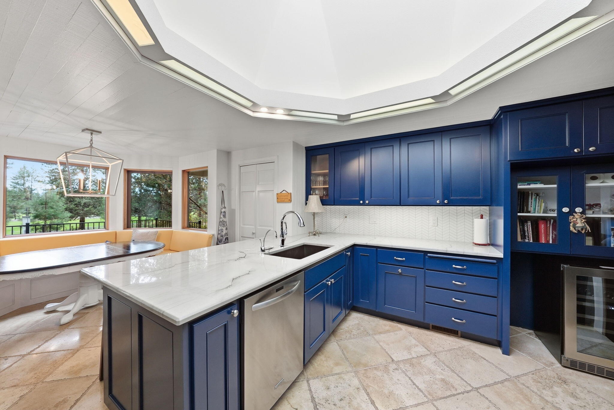 20344 Donkey Sled Road