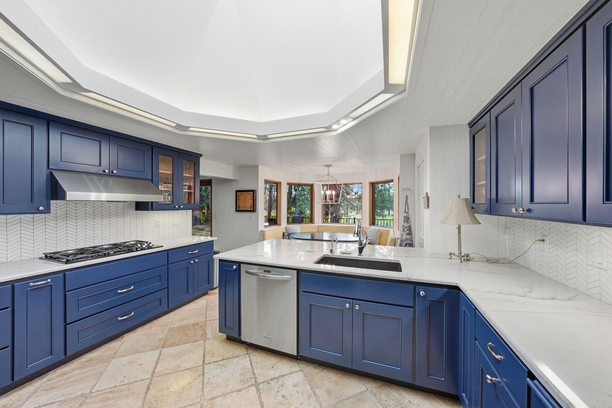 20344 Donkey Sled Road