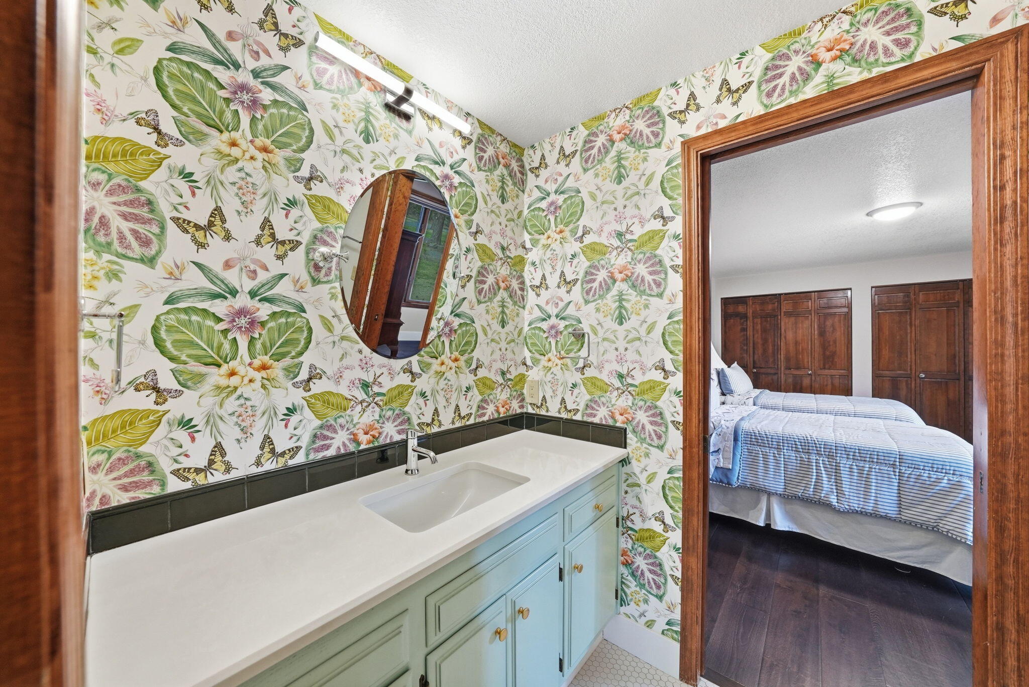 20344 Donkey Sled Road