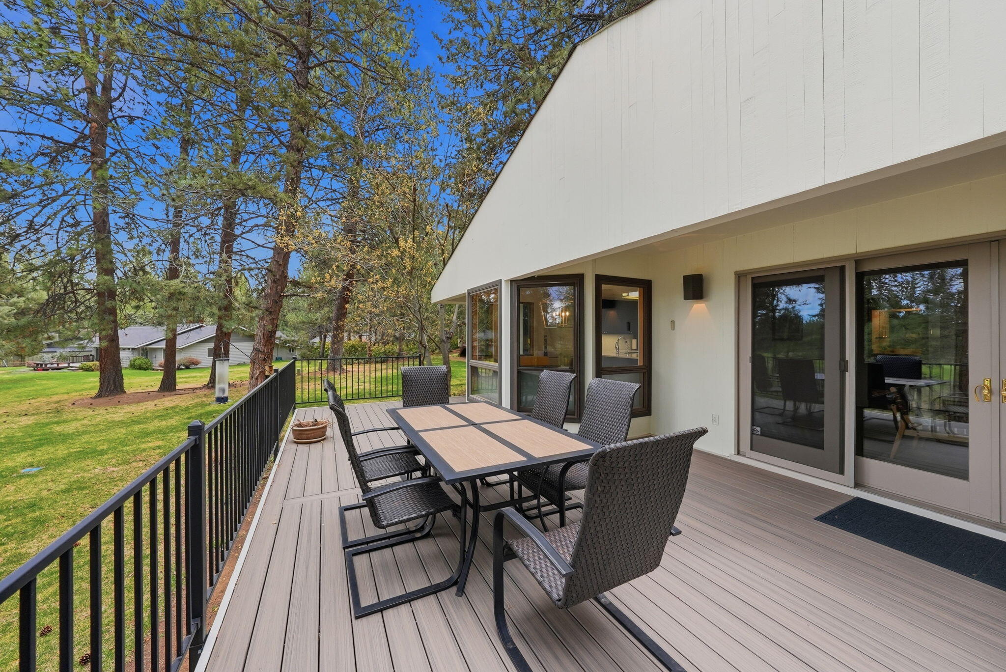 20344 Donkey Sled Road