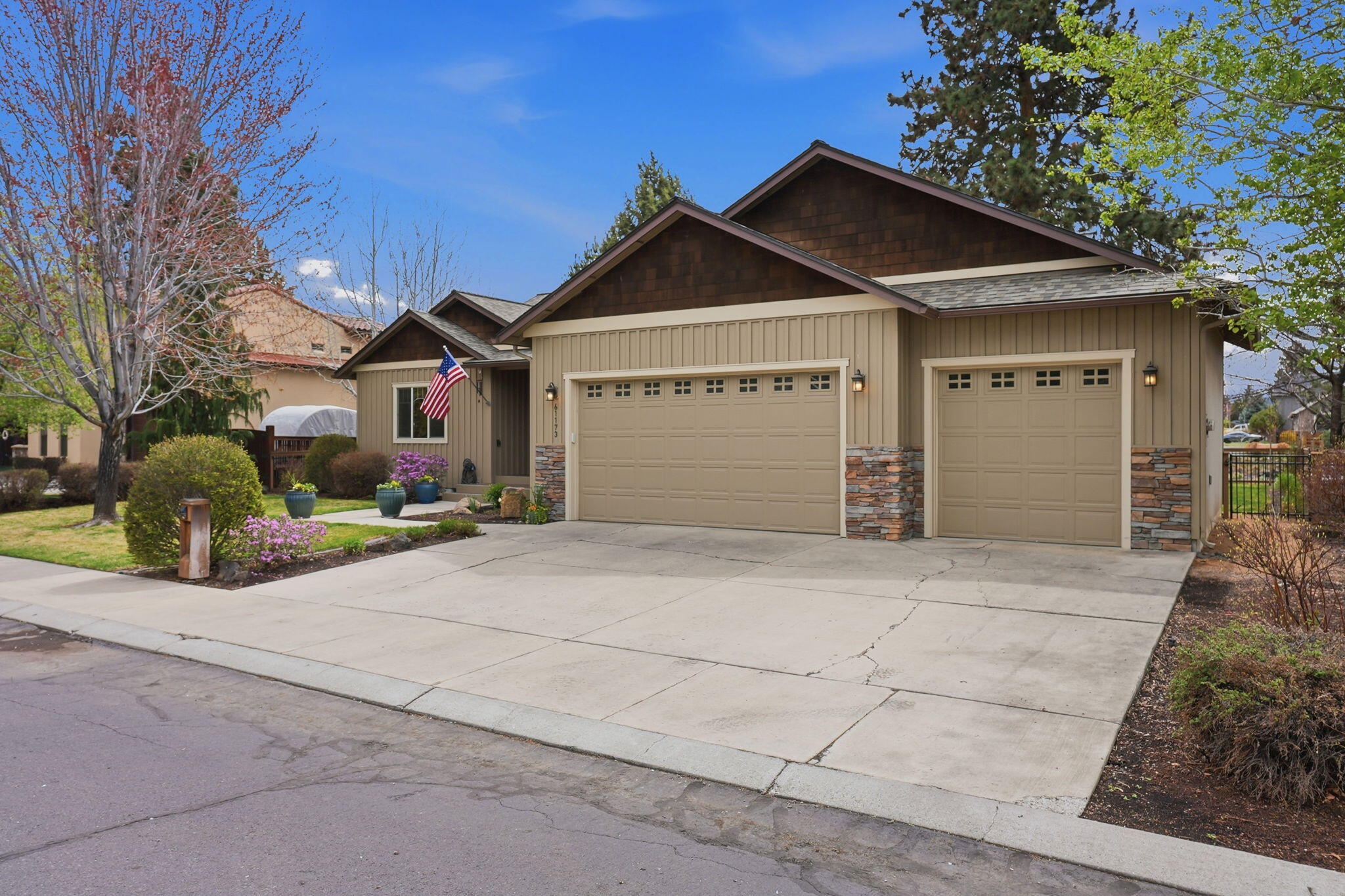 61173 Ridgewater Loop