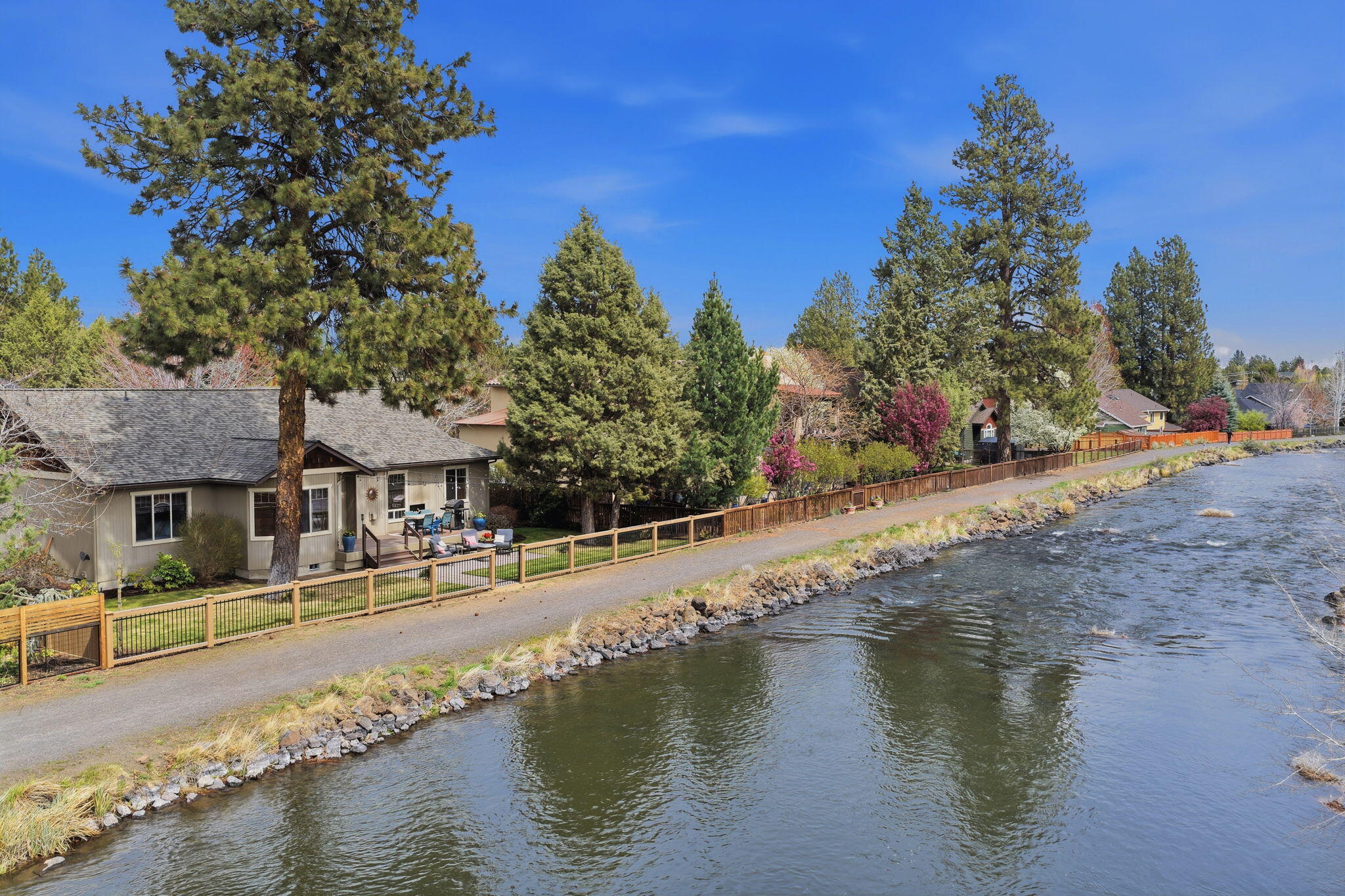 61173 Ridgewater Loop