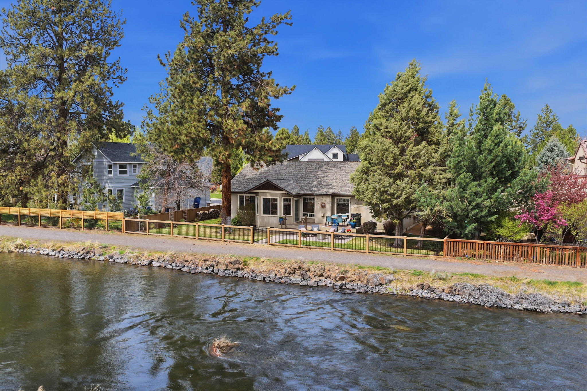 61173 Ridgewater Loop