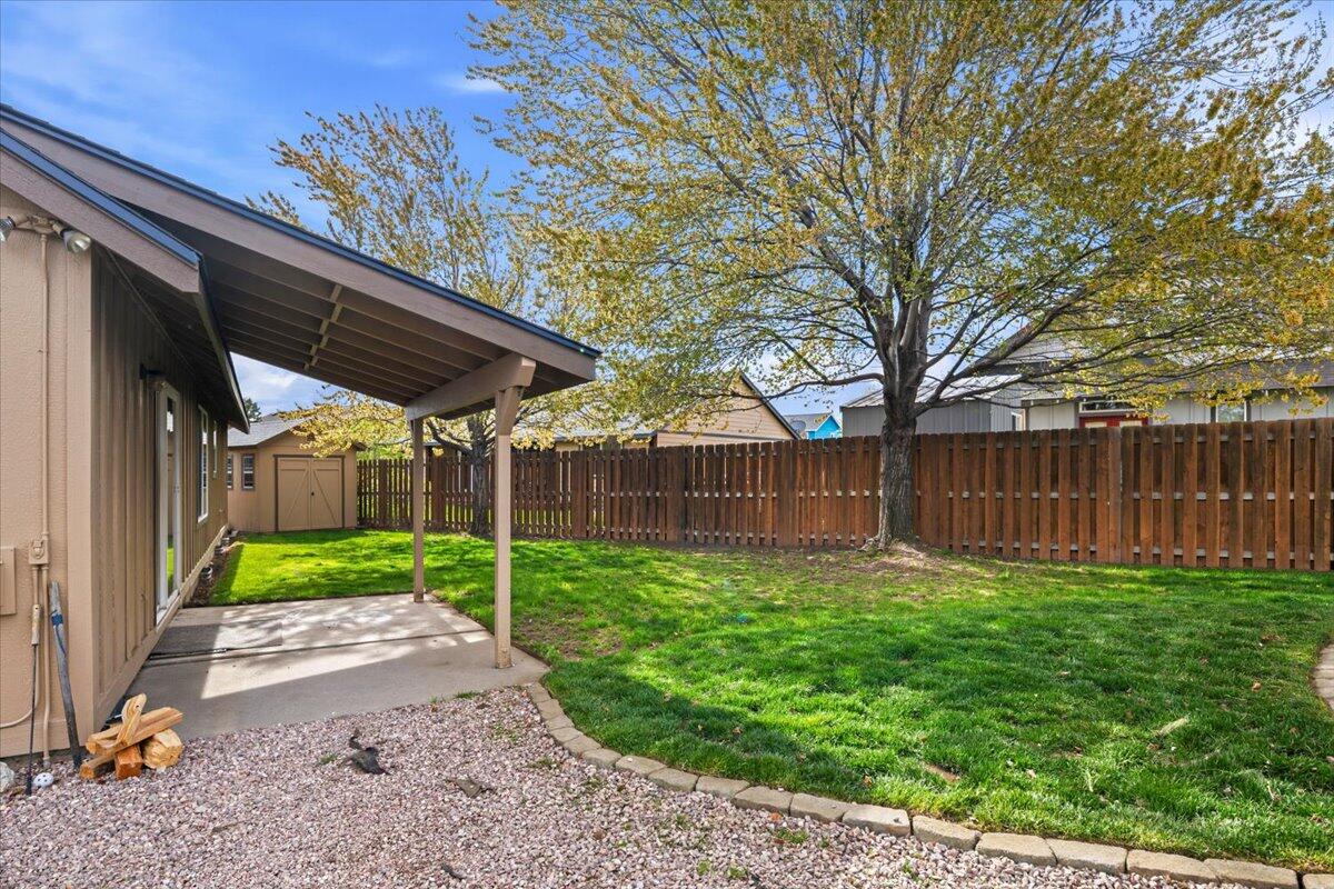 2232 SW Newberry Court