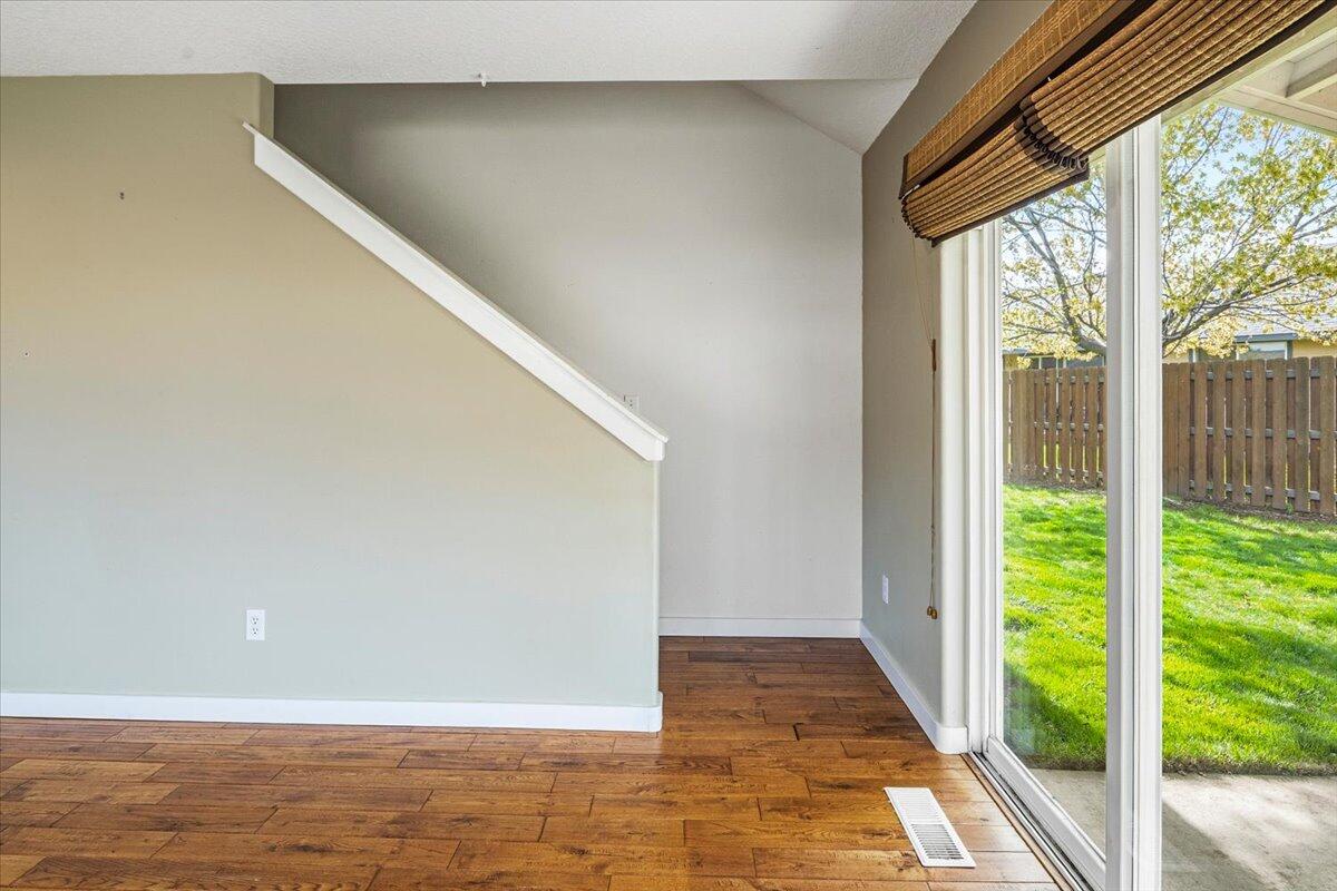 2232 SW Newberry Court