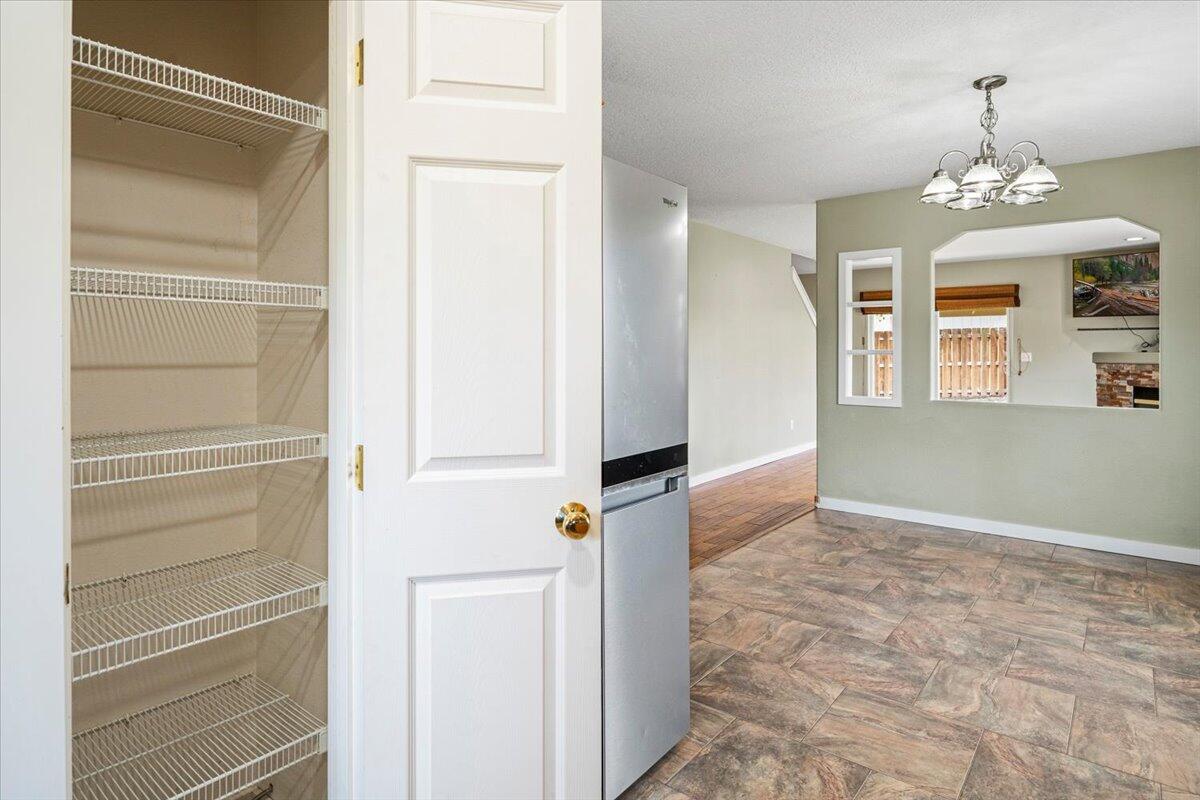 2232 SW Newberry Court