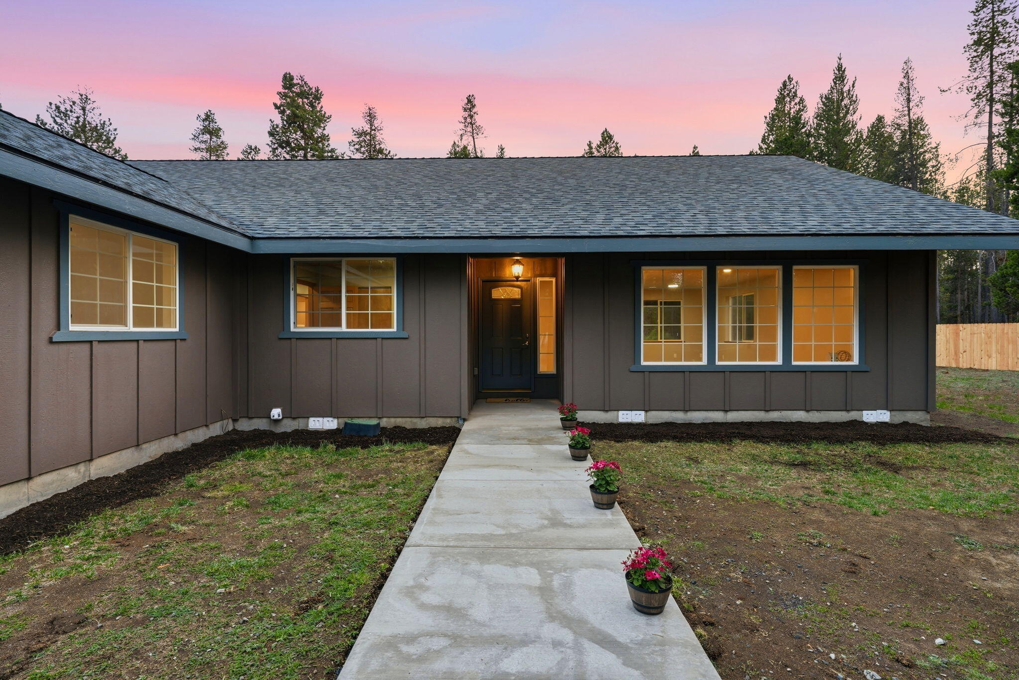15905 Pine Lane