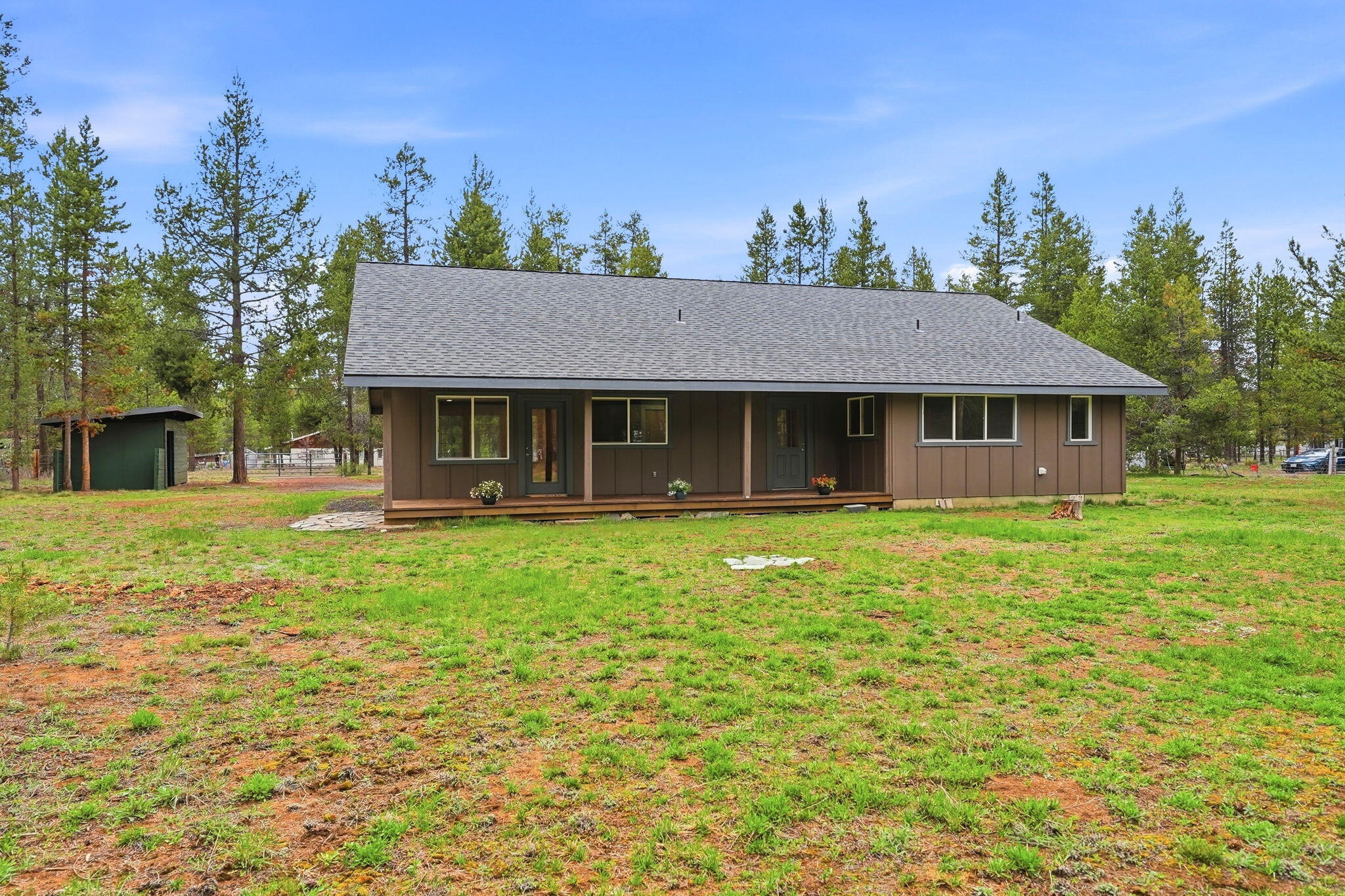 15905 Pine Lane