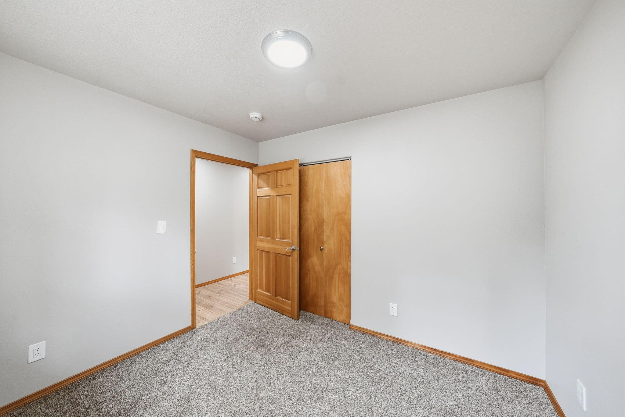 15905 Pine Lane