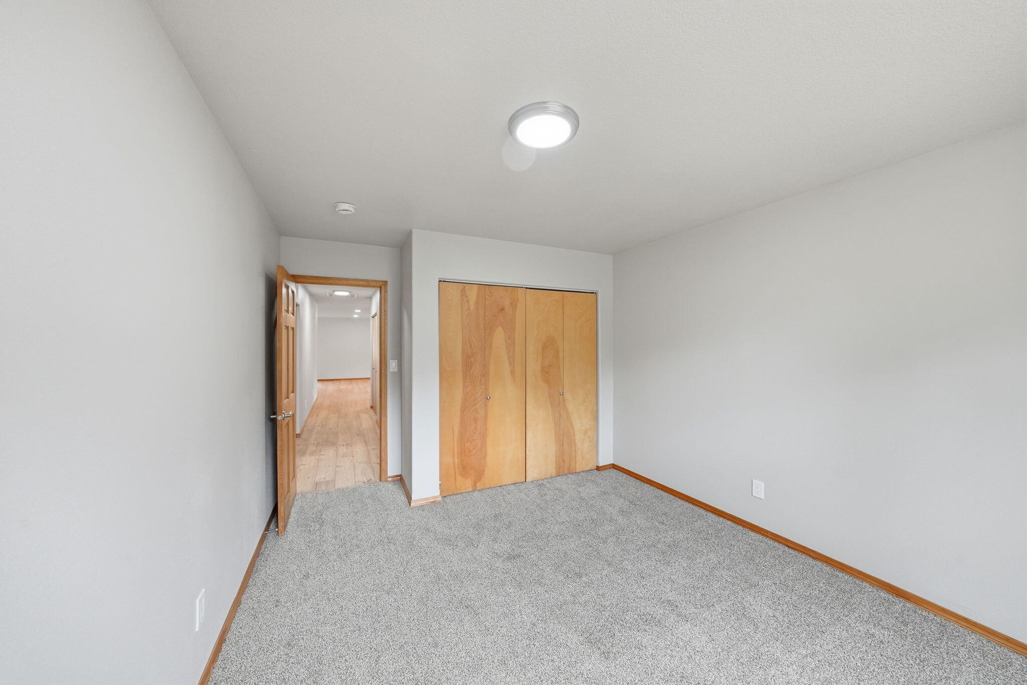 15905 Pine Lane