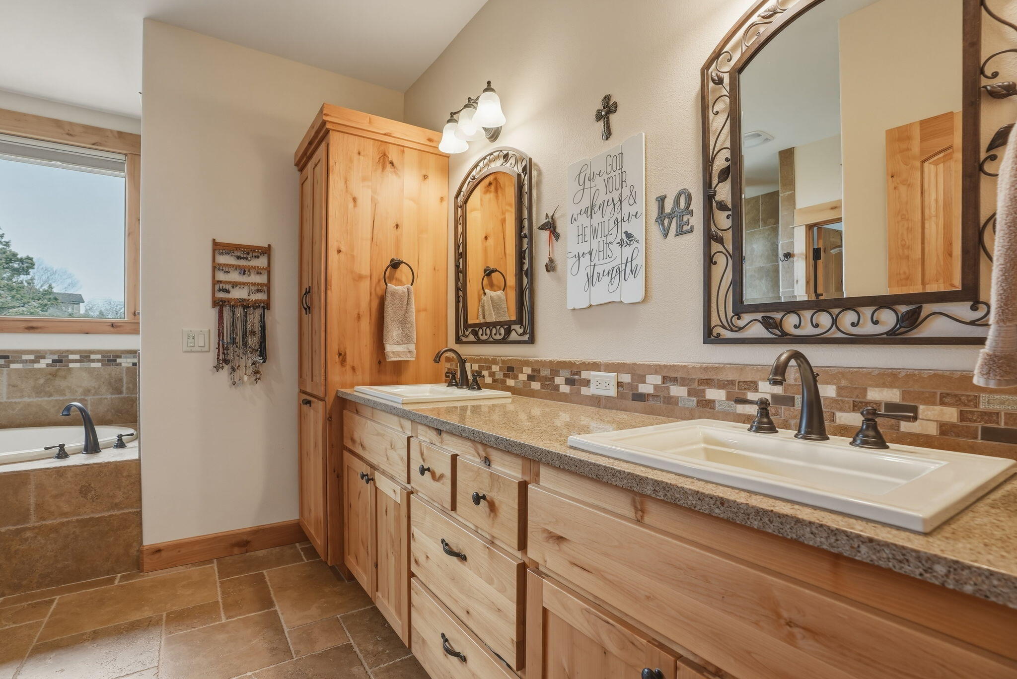 10151 Sundance Ridge Loop