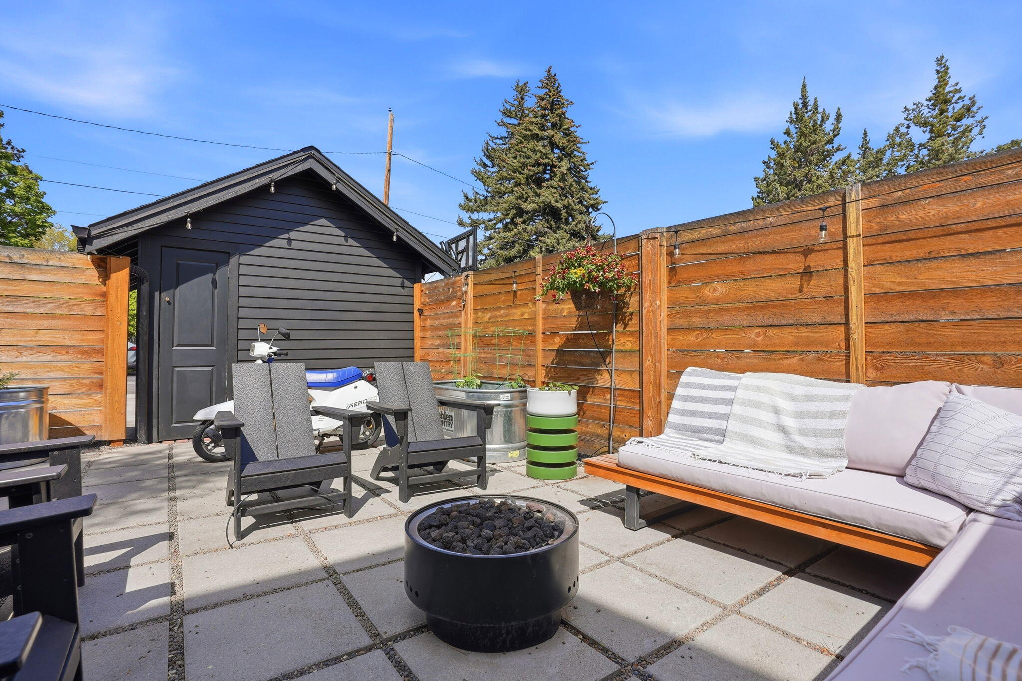 94 NW Portland Avenue