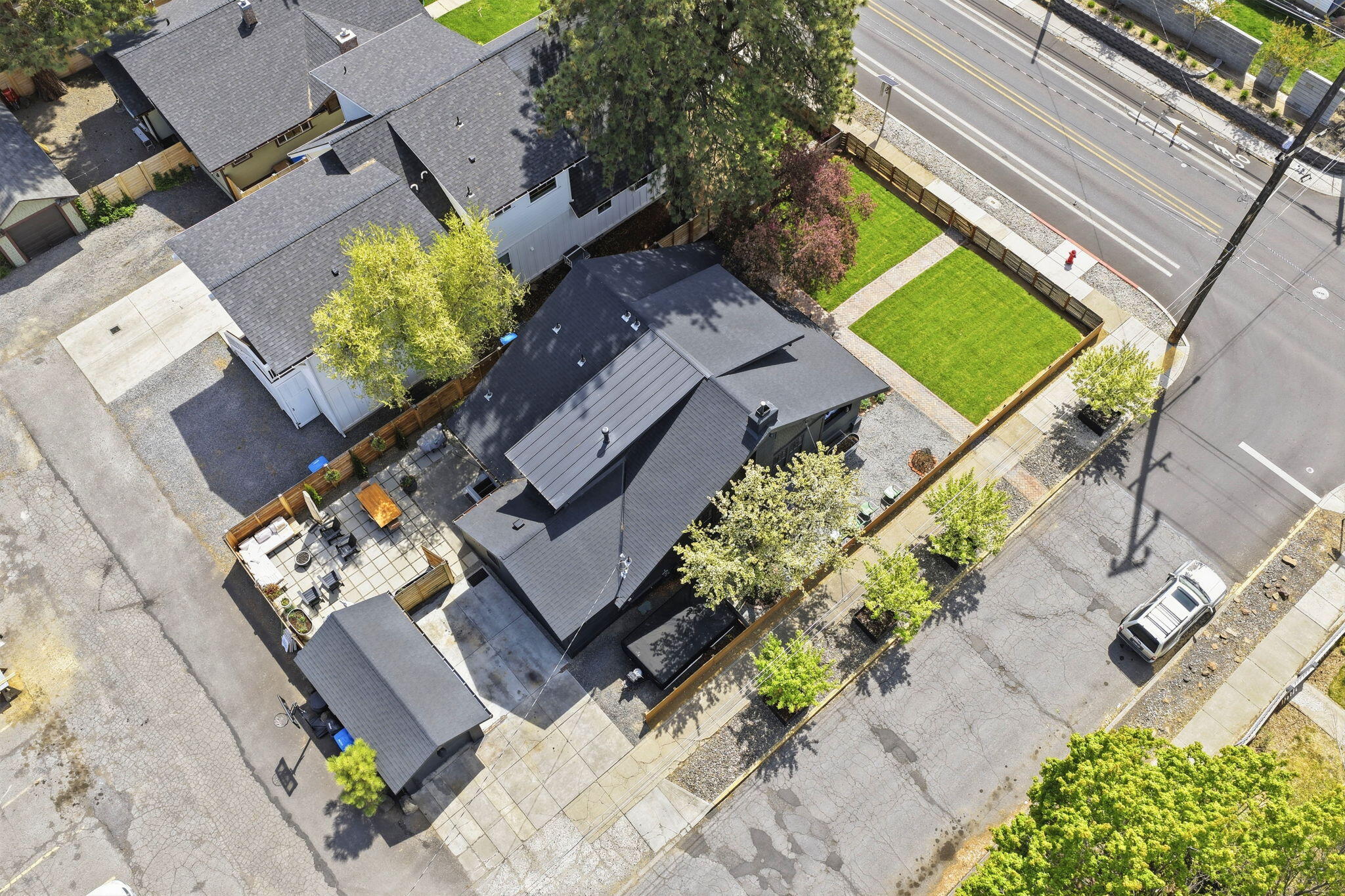 94 NW Portland Avenue