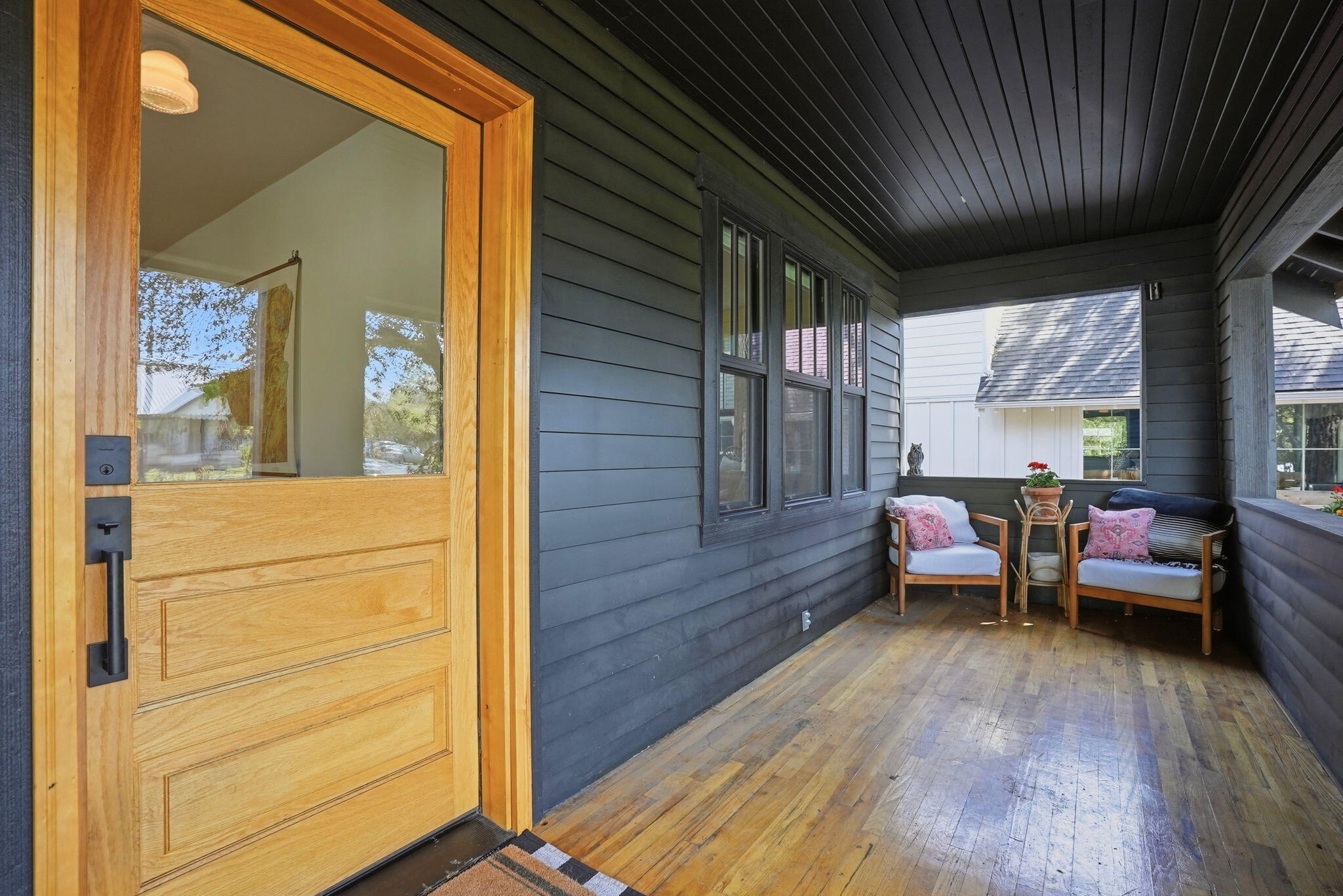 94 NW Portland Avenue
