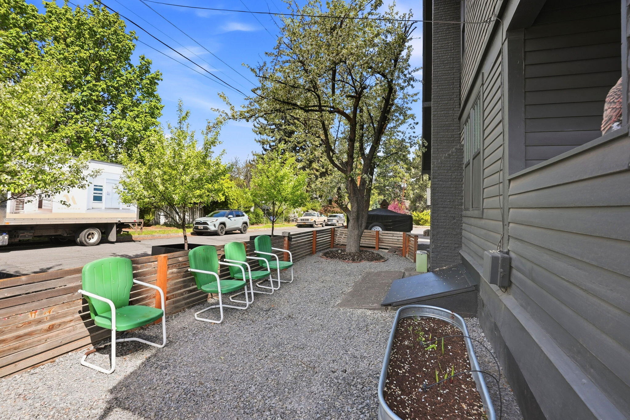 94 NW Portland Avenue