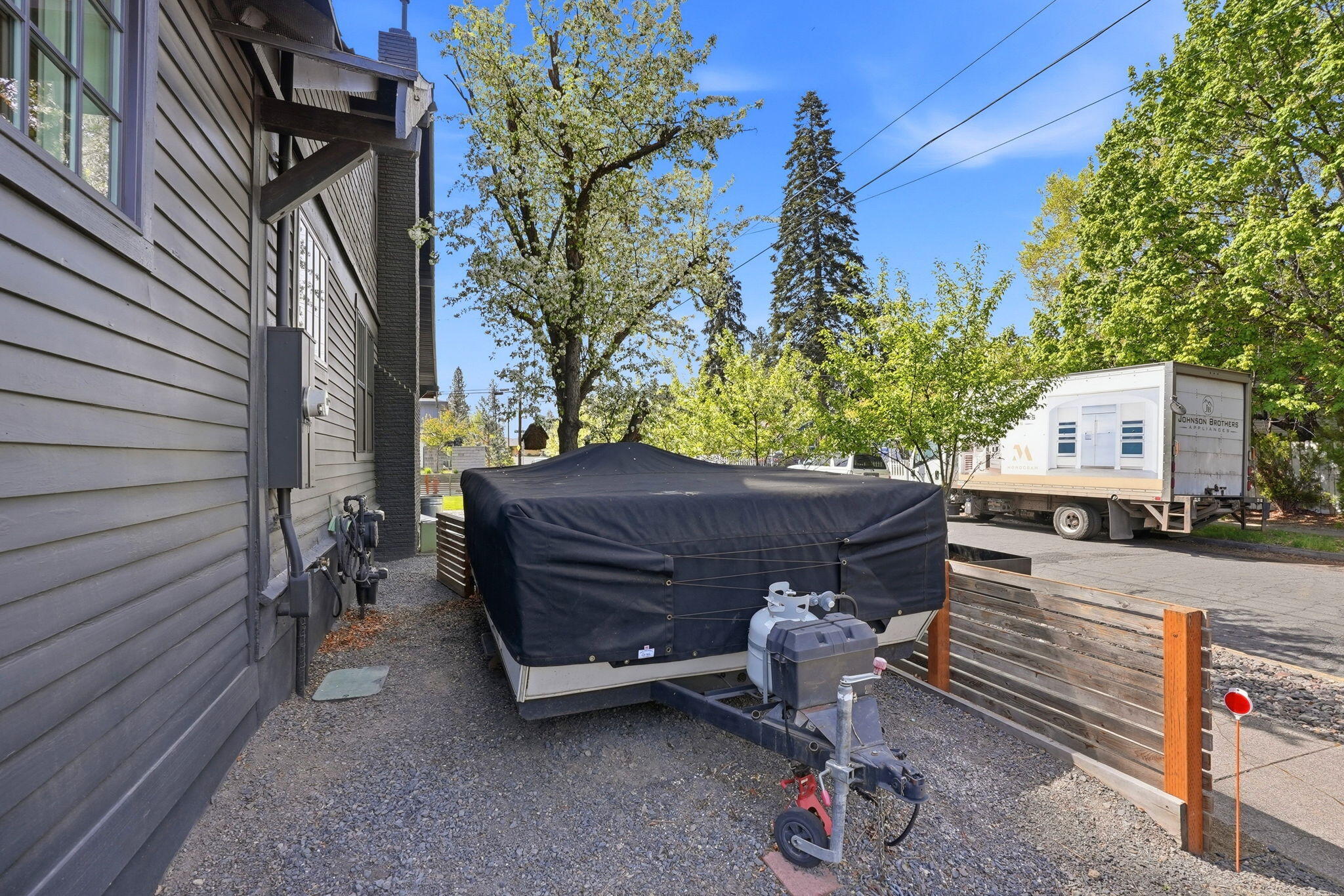 94 NW Portland Avenue