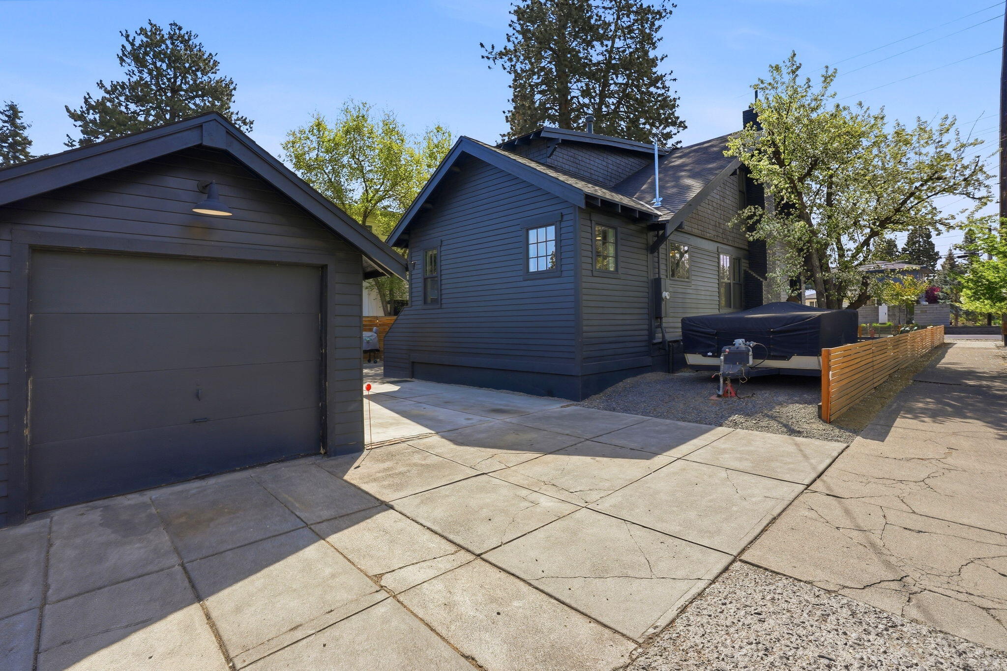 94 NW Portland Avenue