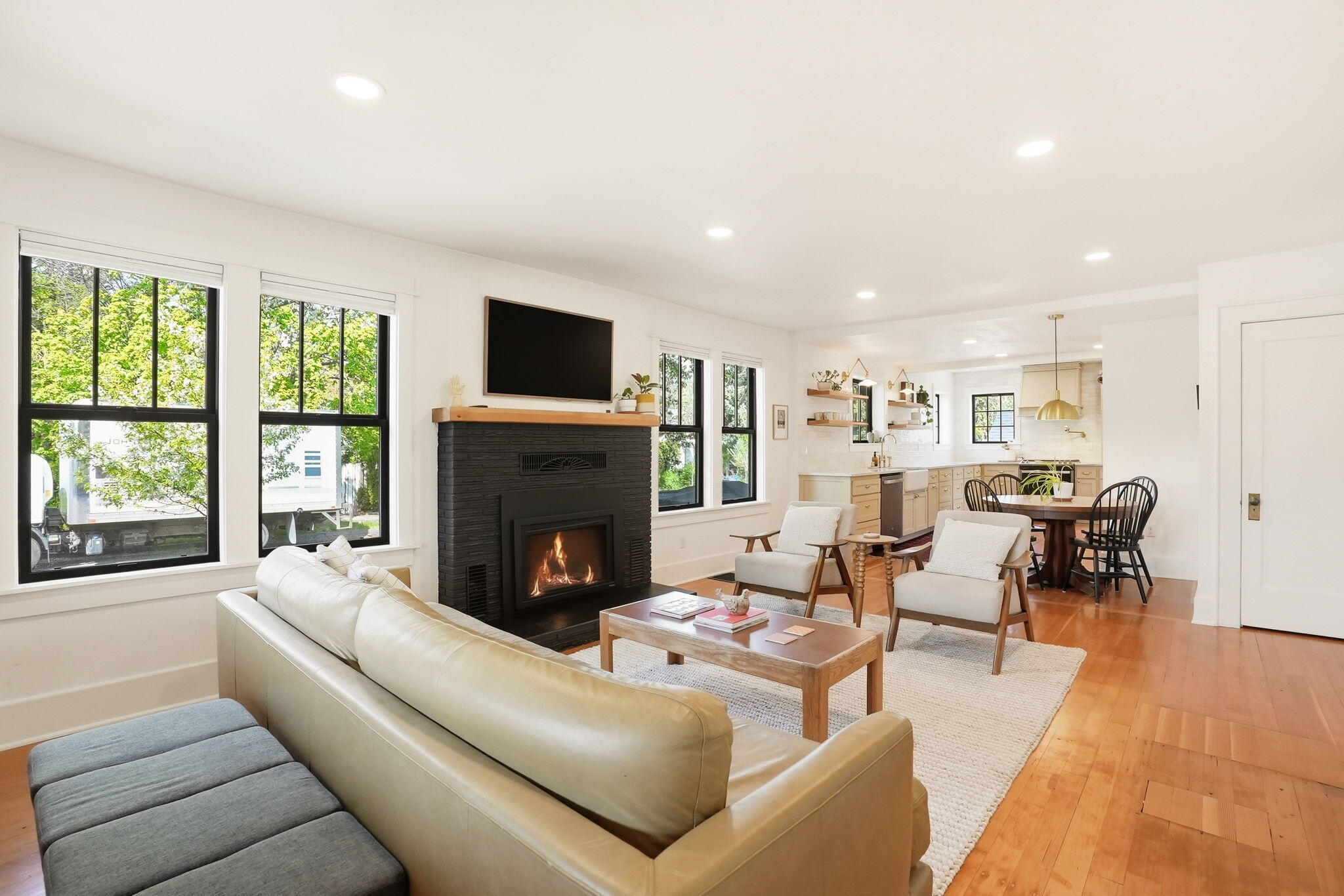 94 NW Portland Avenue
