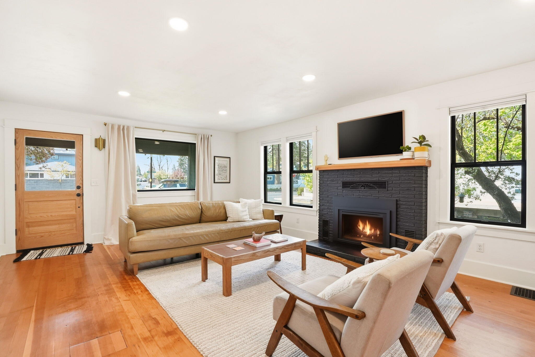 94 NW Portland Avenue
