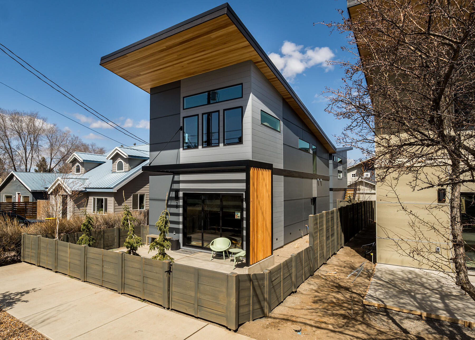 24 SW Roosevelt Avenue, 3