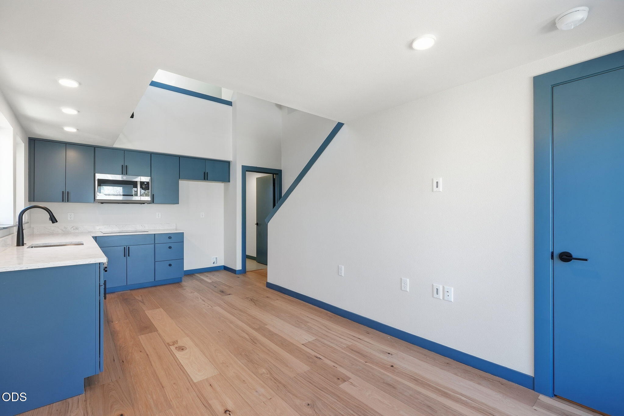 24 SW Roosevelt Avenue, 3