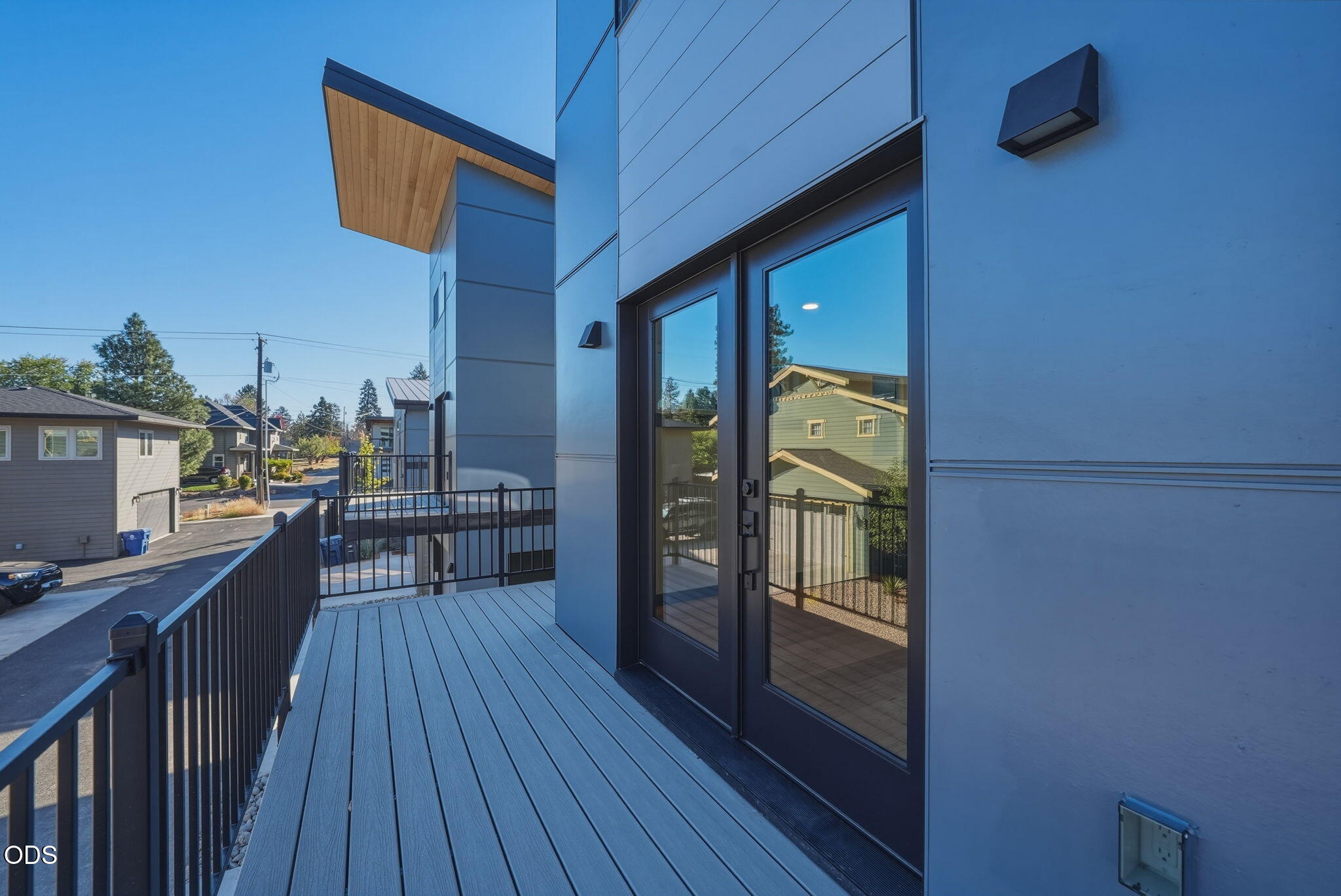 24 SW Roosevelt Avenue, 3