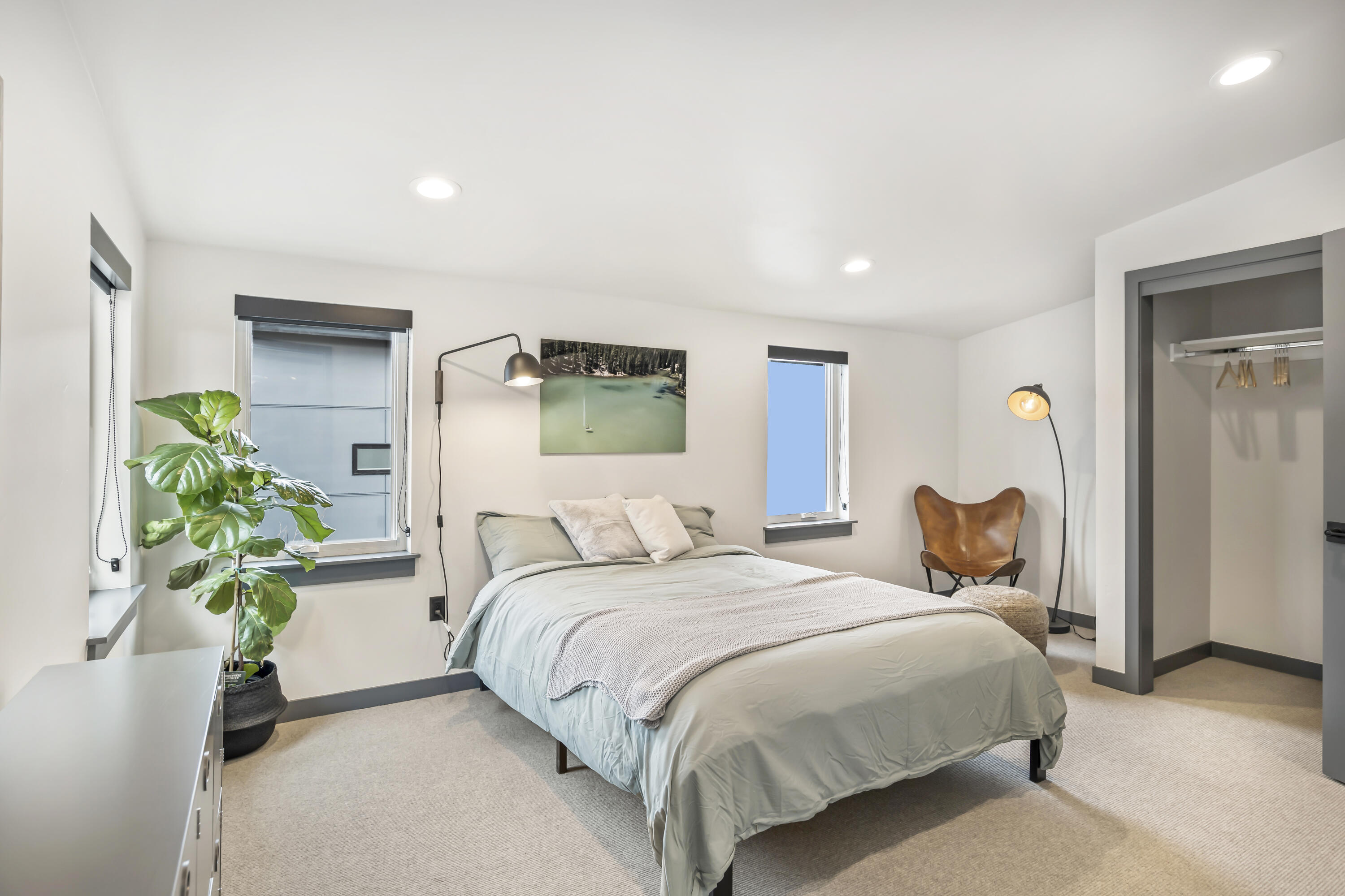 24 SW Roosevelt Avenue, 3
